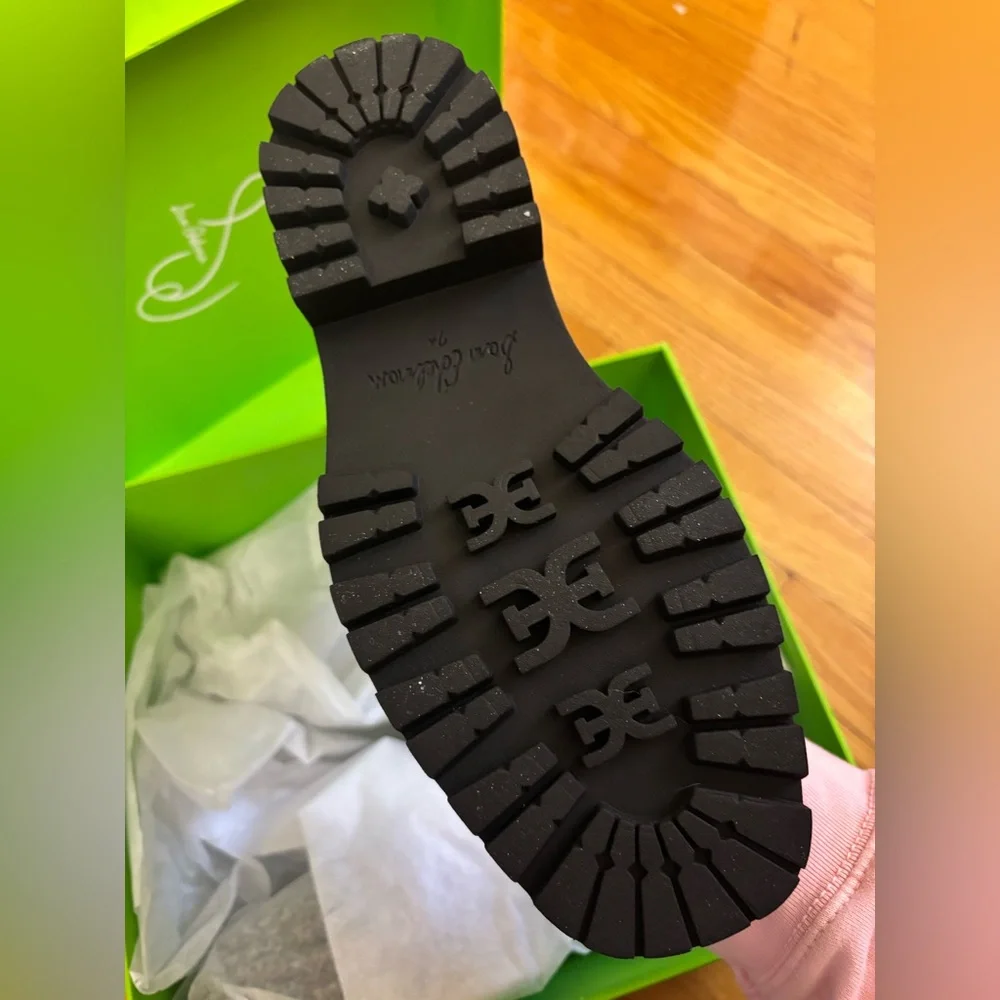 Worn Once! Sam Edelman Laguna Chelsea Boot 7.5 - Picture 6 of 7